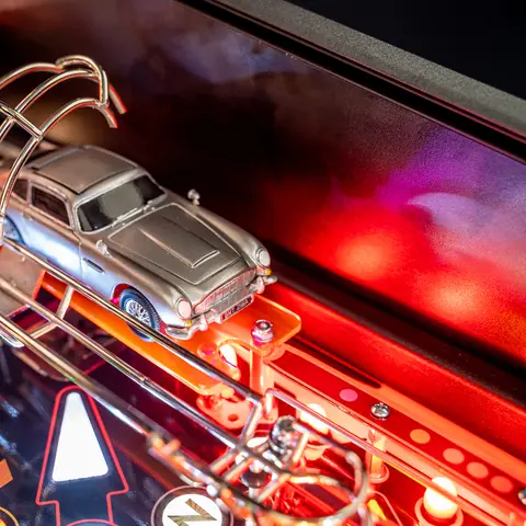 James Bond 007 playfield detail 3